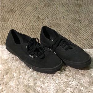 VANS- Black Shoes